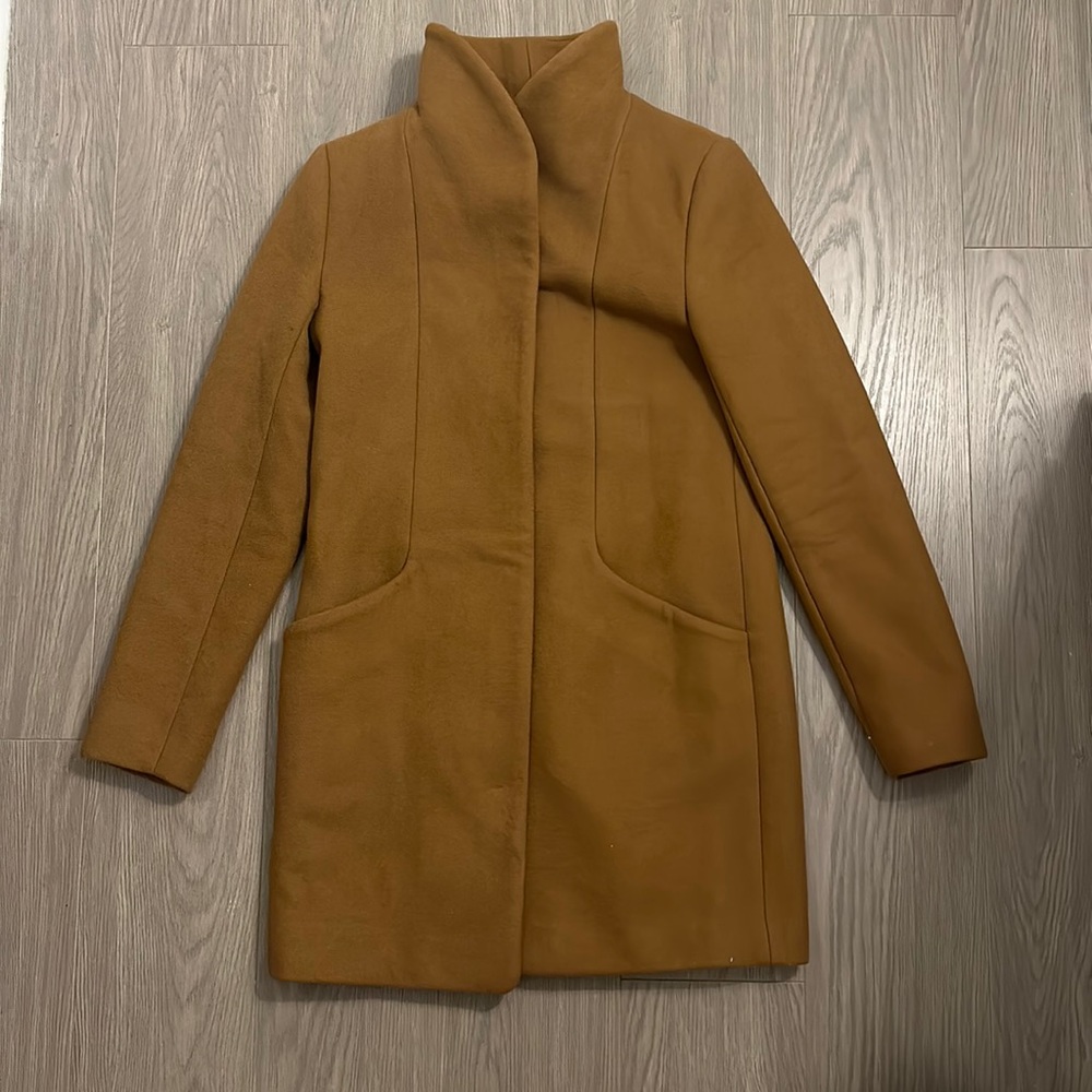 Aritzia The Cocoon Coat XS in Sand Island